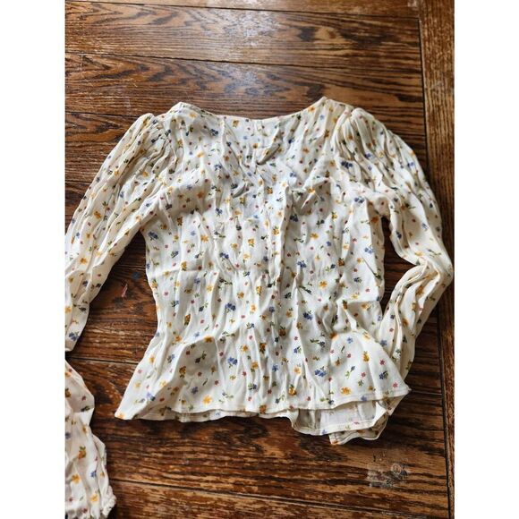 Reformation Nell Top White Floral sz Medium (6) - Picture 4 of 4